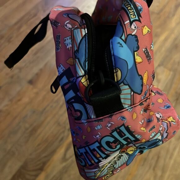 Stitch Insulated Lunch Bag/Crossbody - Picture 12 of 12